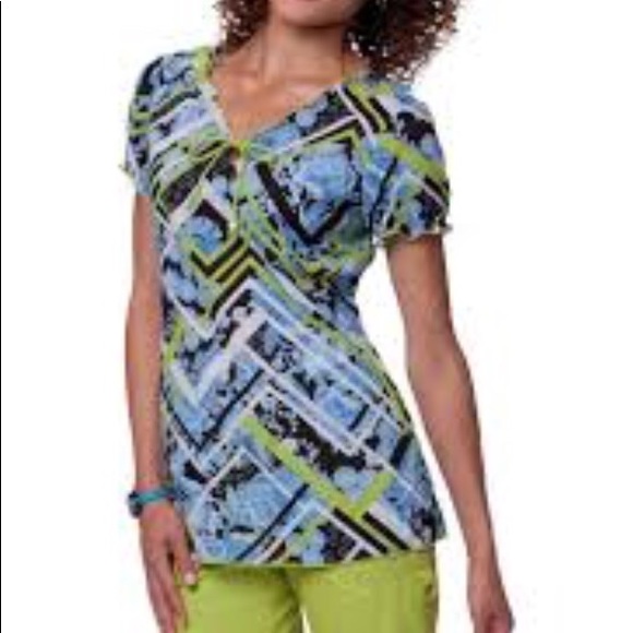 Koi Tops Koi Bridgette Zig Zag Scrub Top Nwt Poshmark